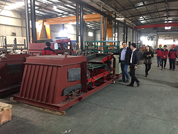 germany client visit tianli for eddy current separator 2.jpg