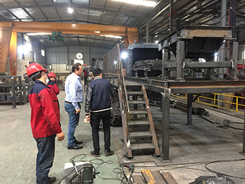 germany client visit tianli for eddy current separator 4.jpg